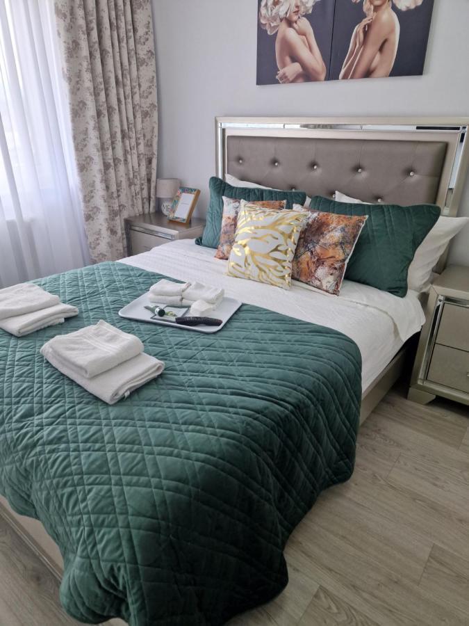 M&A Apartment Braşov Esterno foto