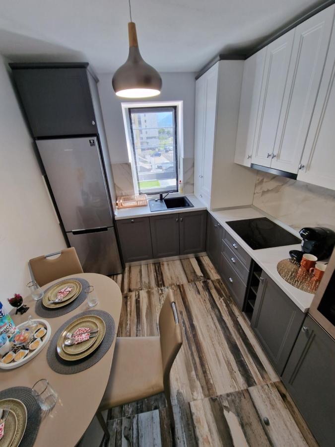 M&A Apartment Braşov Esterno foto