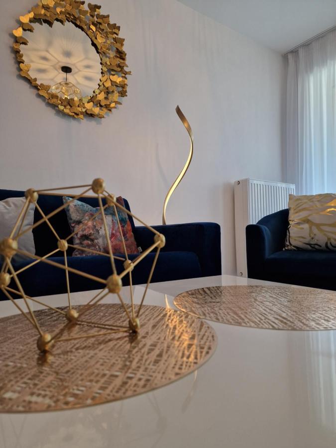 M&A Apartment Braşov Esterno foto
