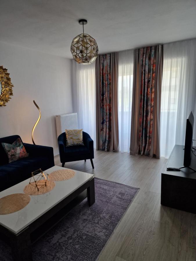 M&A Apartment Braşov Esterno foto